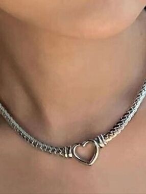 Silver Heart Link Choker Necklace - Silver